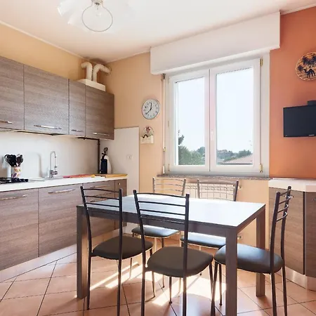Finestra Sulle Montagne Apartamento